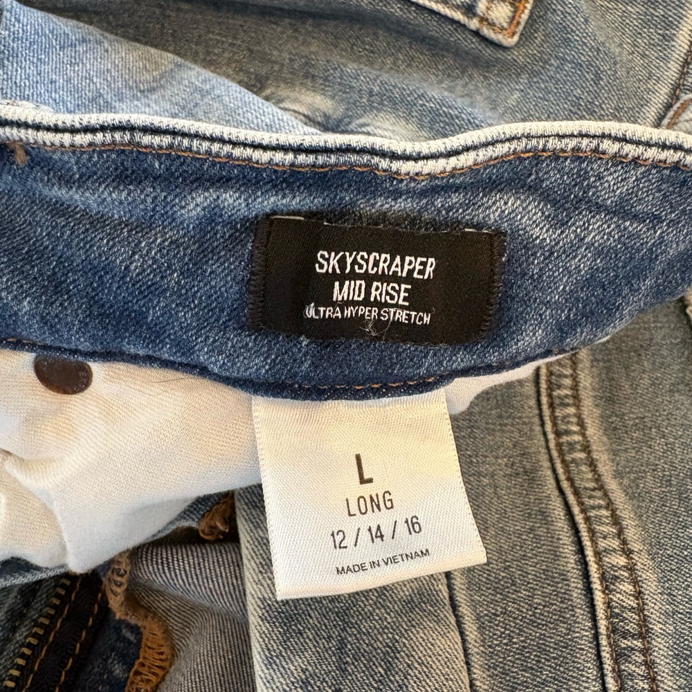 Express Skyscraper Mid Rise Boot Cut Jeans - Light Blue